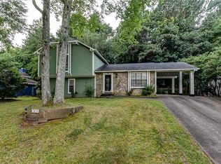 2835 E Mount Tabor Cir, Duluth, GA 30096