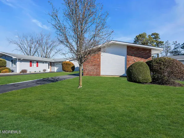 76 Clay Circle, Brick, NJ 08724
