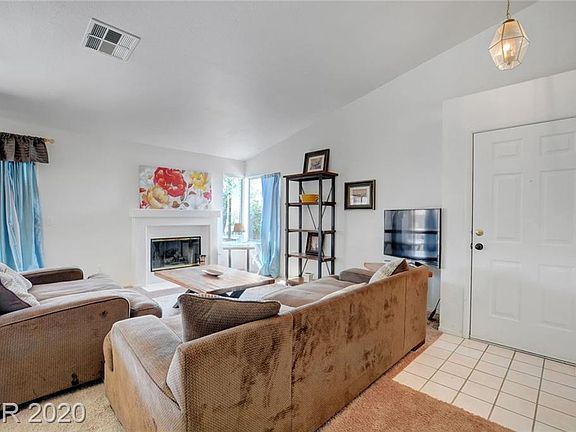 5th image of 1733 Sierra Hills Way