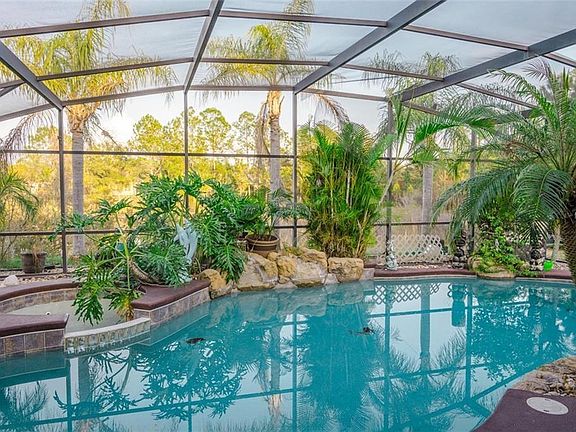 4th image of 2938 Clovis Dr
