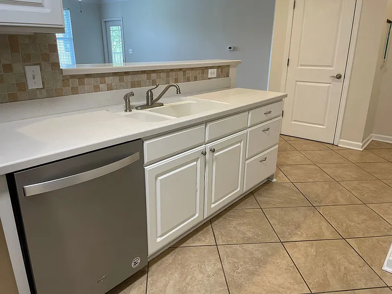 235 Woodlands Way #13 — Photo 8