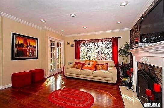 3rd image of 5 Roosevelt Pl