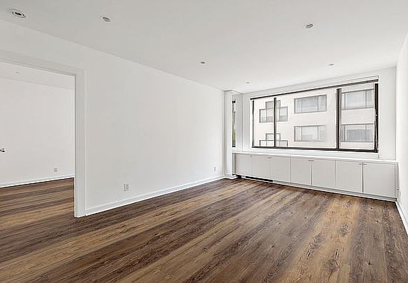 3rd image of 77 Bleecker St APT 412