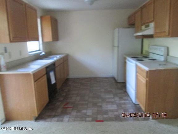3rd image of 7183 Prellie St