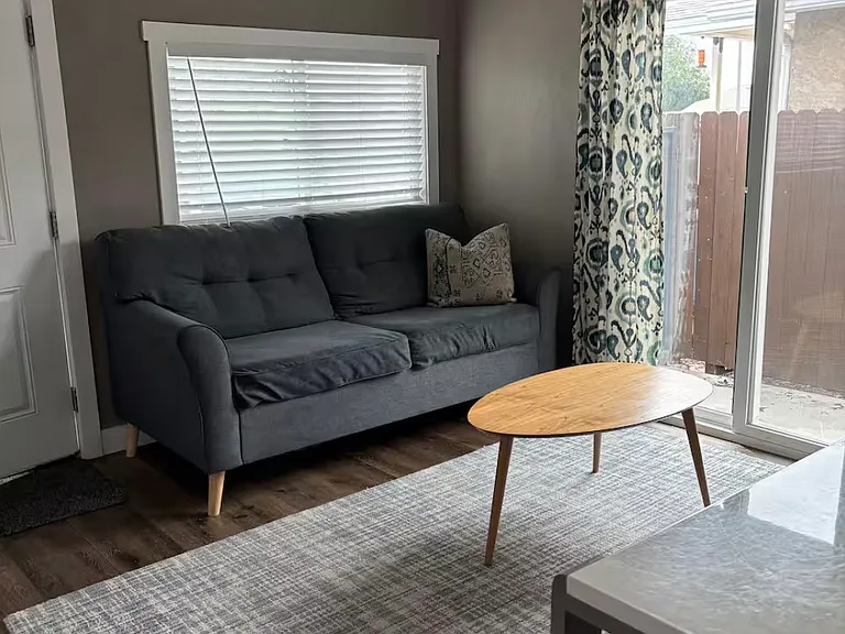4212 Cherokee Ave — Photo 8