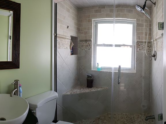 4th image of 120 S Lewis St