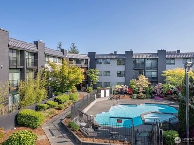 11300 1st Avenue NE #224, Seattle, WA, 98125