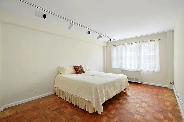 Sold by Corcoran | media 13