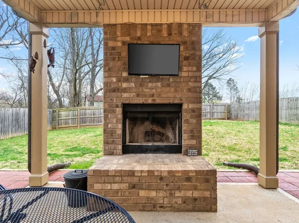 2953 McManus Cir, Clarksville, TN 37042