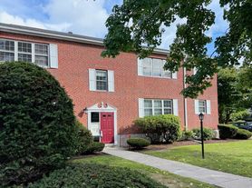 153 Lake Shore Rd