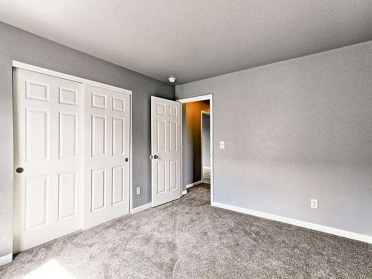 438 Heritage Ln #3 — Photo 10