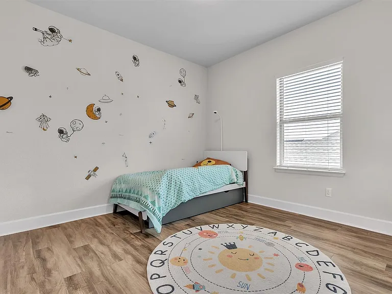 113 Lenera Dr — Photo 26