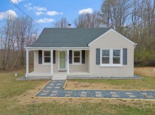 6038 Franklin St, Ferrum, VA 24088