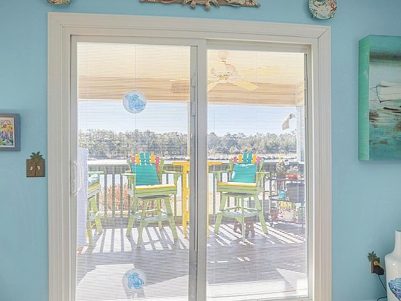 3rd image of 4445 Kingsport Rd. #101