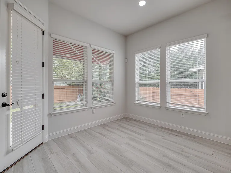 14921 Iveans Way — Photo 15