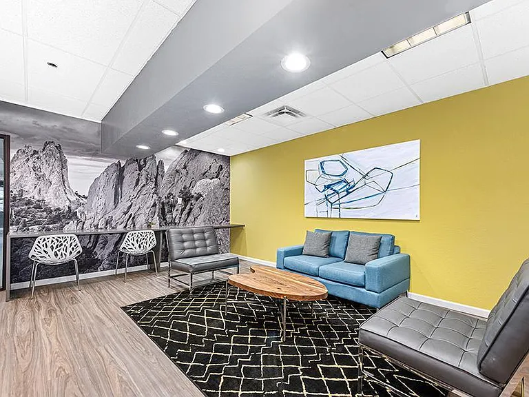 The Incline Apartments and Studios — Photo 14