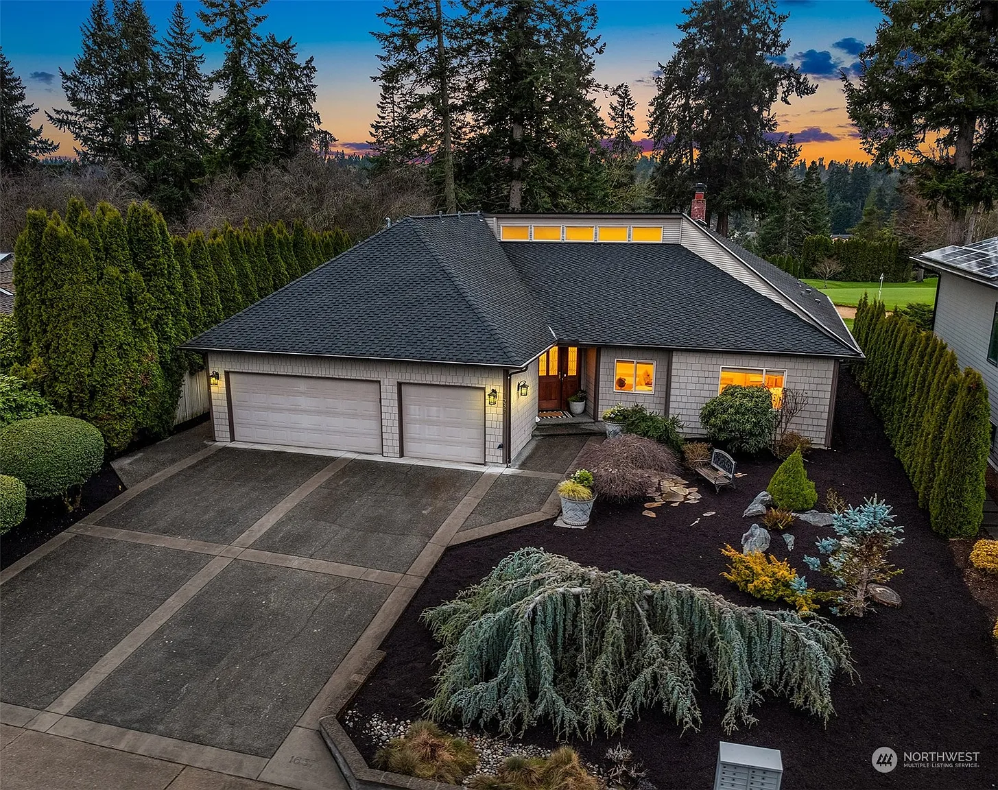 1637 184th Avenue NE photo 1