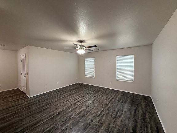 2nd image of 1017 N Pheasant Way