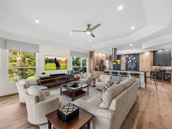 1825 Les Chateaux BLVD #204, NAPLES, FL 34109