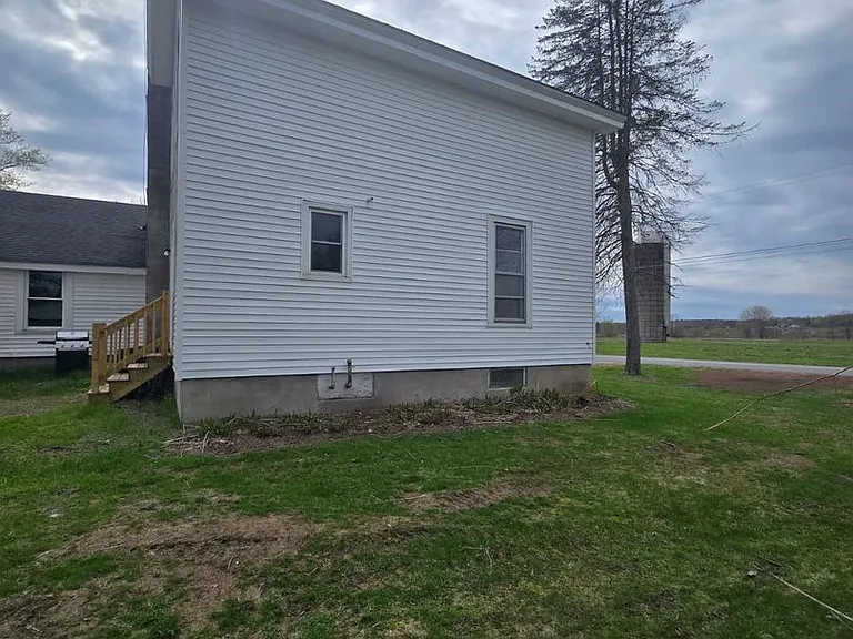 3246 Haskins Rd — Photo 12
