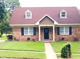 2501 Woodland Rd, Mobile, AL 36693