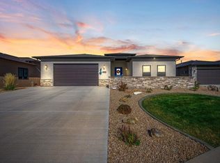 2698 Meadowcrest Ct, Grand Junction, CO 81506
