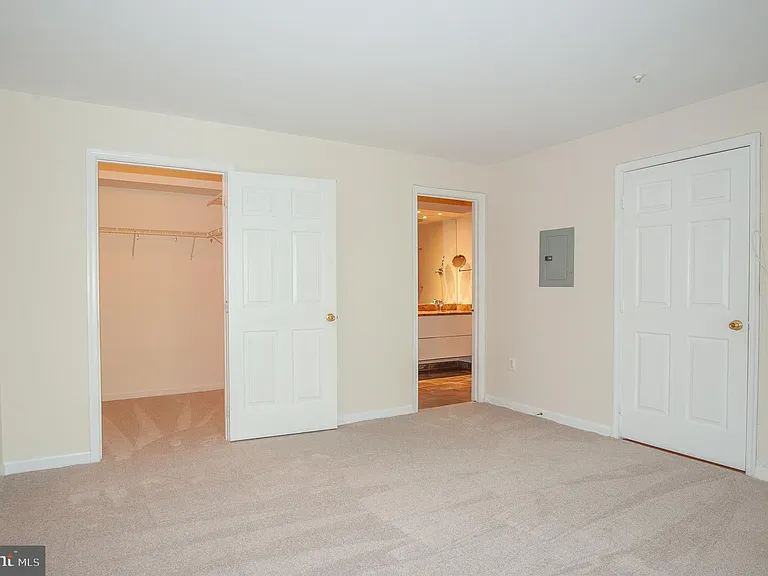 5958 Founders Hill Dr #101B — Photo 12