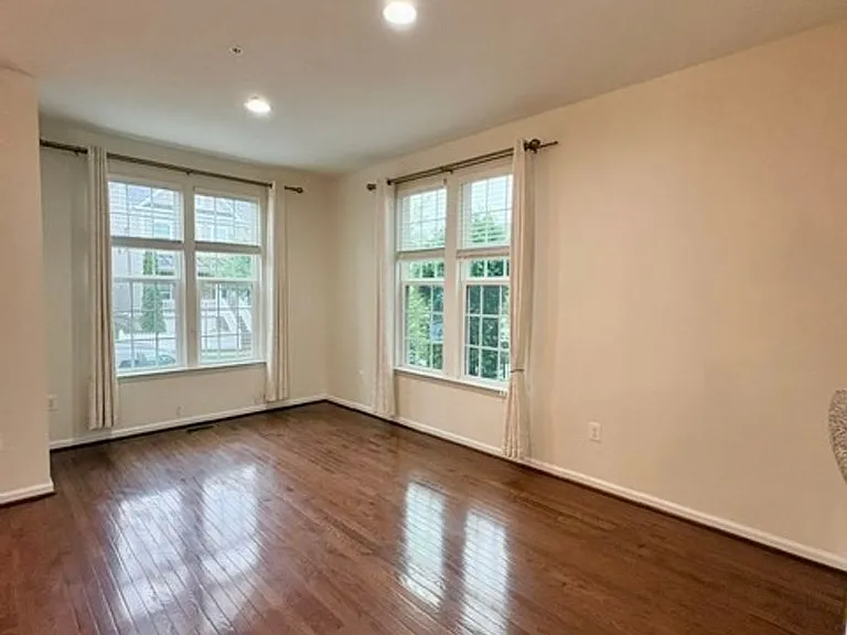 12227 Majestic Maple Dr — Photo 4