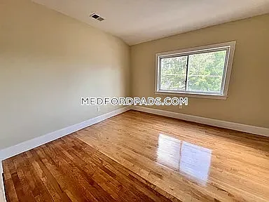 20 Hillsdale Rd #1 — Photo 4