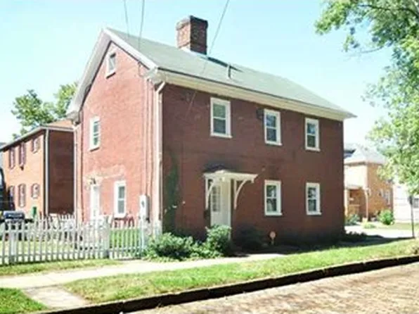 186 12th St, Ambridge, PA 15003