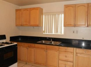 6429 1/2 72nd St, Paramount, CA 90723