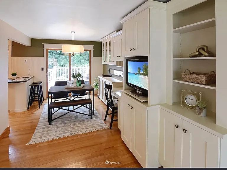 9209 NE 183rd St — Photo 5