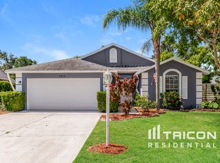 3910 78th Dr E, Sarasota, FL 34243