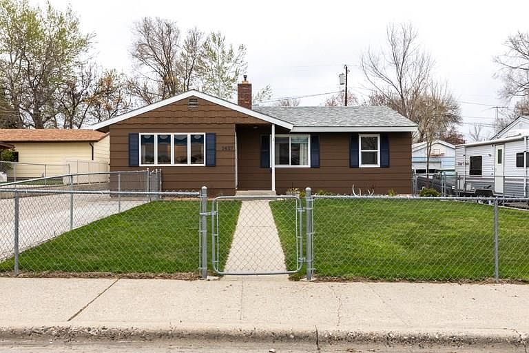 1st image of 1427 Eldorado Dr