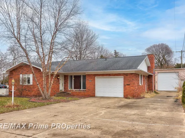 204 N Brady St, Vassar, MI 48768