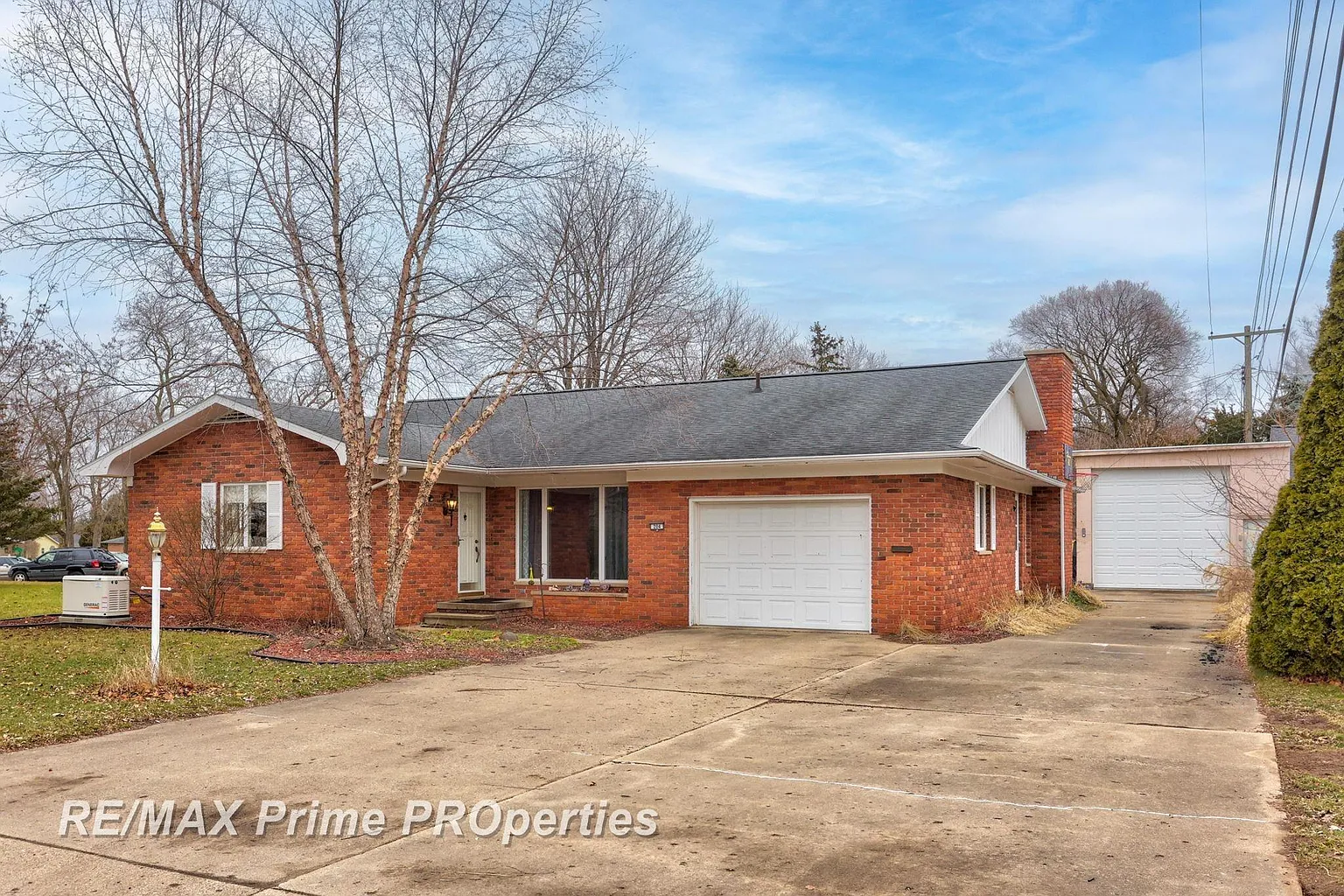 204 N Brady St photo 1