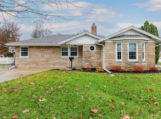 200 W Lincoln St, Normal, IL 61761