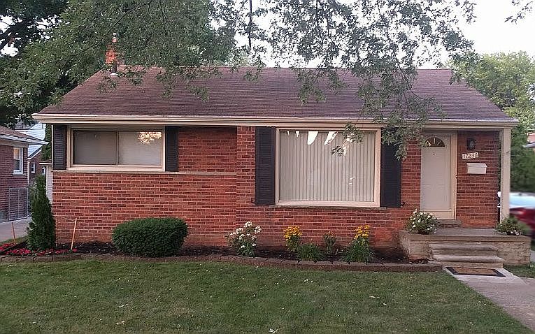 2nd image of 17236 Sumner