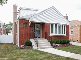 9818 S Green St, Chicago, IL 60643