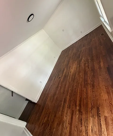 1812 Beverly Rd — Photo 2