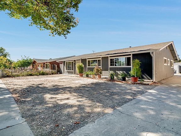 2nd image of 3839 Kauai Dr