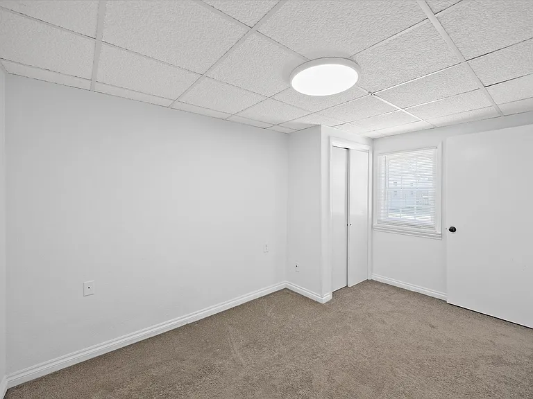 605 Walnut St #F — Photo 6