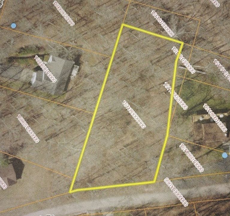 2nd image of Woodland Dr