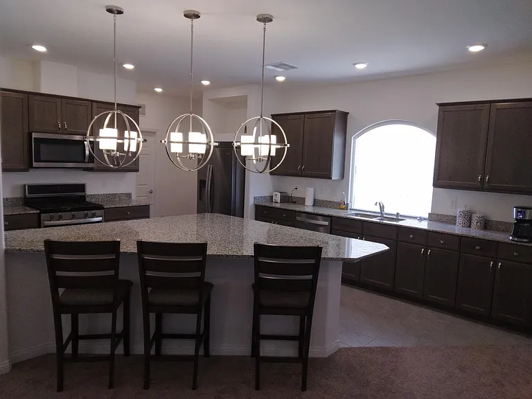 7827 Tomsburgh Ln — Photo 11