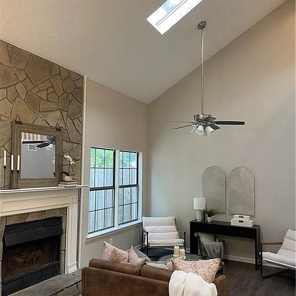 1068 Travelers Trl NW — Photo 3