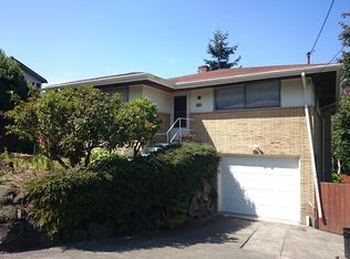 9287 44th Ave SW, Seattle, WA 98136