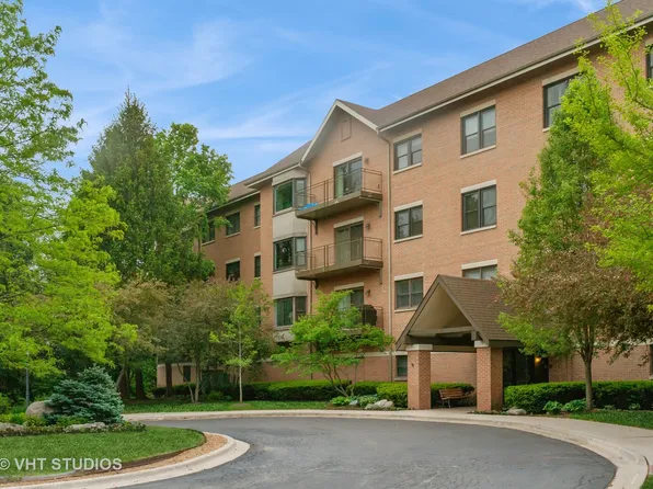 20 Trafalgar Sq Unit 308, Lincolnshire, IL 60069