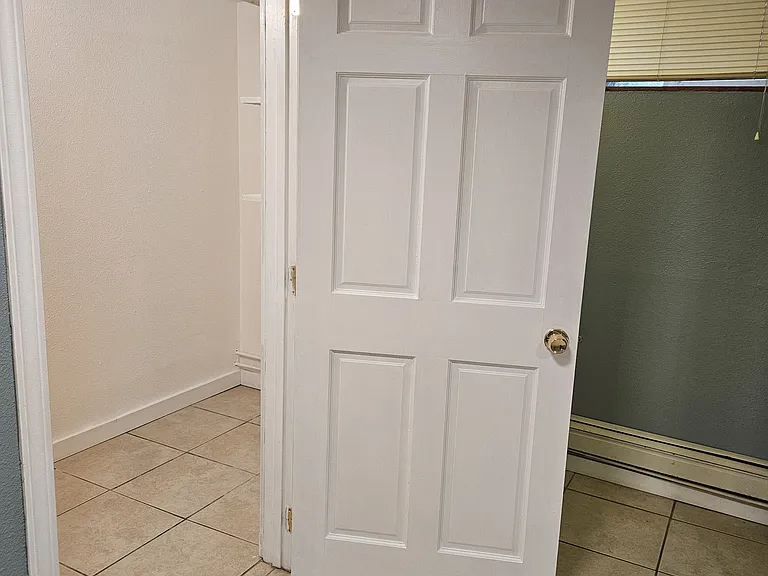 Walk in pantry