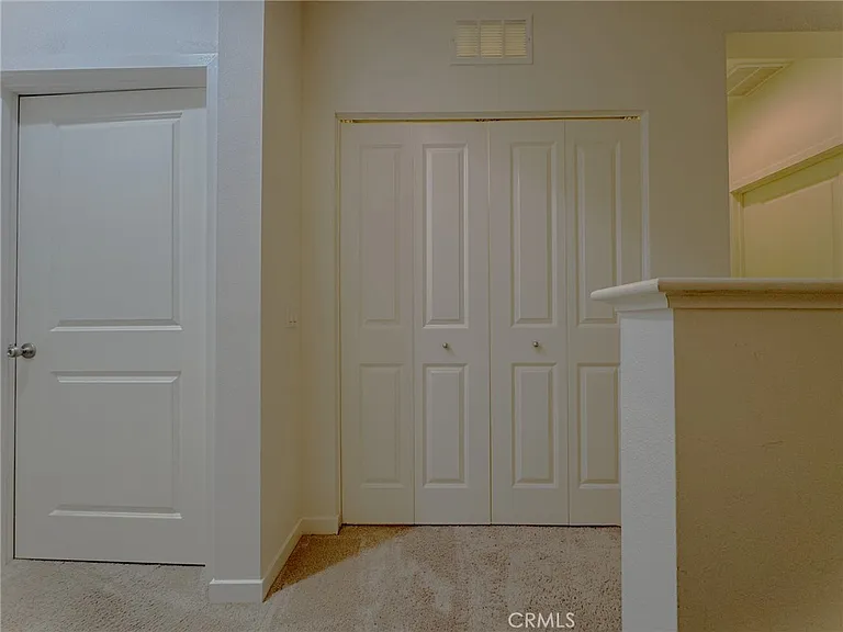 2710 Valor Ln — Photo 38