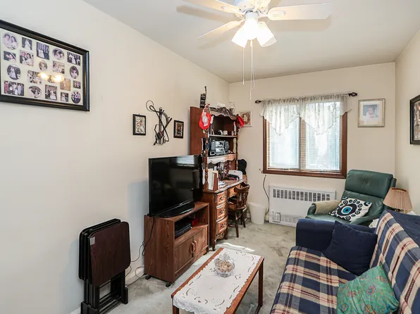 20-37 37th Street image 17 of 24